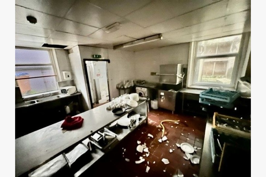 62 Bedroom Hotel For Sale - Photograph 22