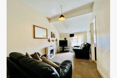 6 Bedroom Holiday Flats For Sale - Photograph 5